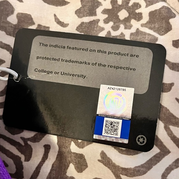 New w/tags LSU Purple and White home Slippers size large 9/10 polka dot tigers - Picture 8 of 10